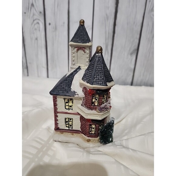 Christmas Victoria Falls Porcelain Lighted House- City Hall Collector Series III - Picture 7 of 9